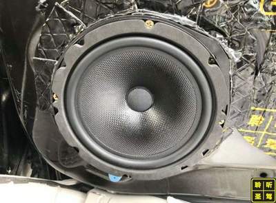 傳祺GS8無(wú)損汽車音響改裝方案--深圳聆聽(tīng)圣駕車載音響改裝作業(yè)